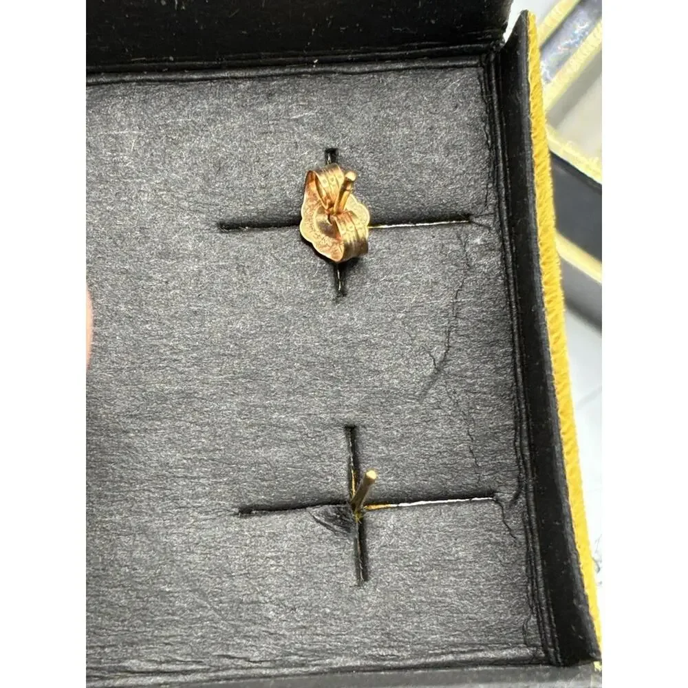 Vintage Hawaii Carved White Rose Stud Earrings Abe Jewelers Honolulu With Box